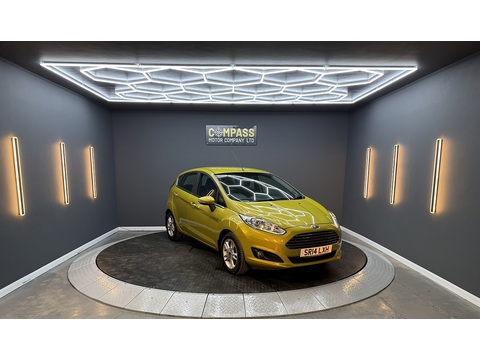 1.0T EcoBoost Zetec Hatchback 5dr Petrol Manual Euro 5 (s/s) (100 ps)