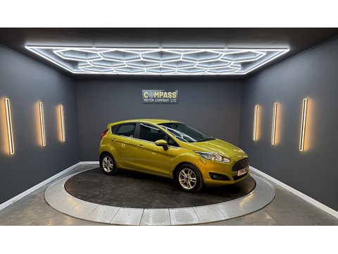 1.0T EcoBoost Zetec Hatchback 5dr Petrol Manual Euro 5 (s/s) (100 ps)