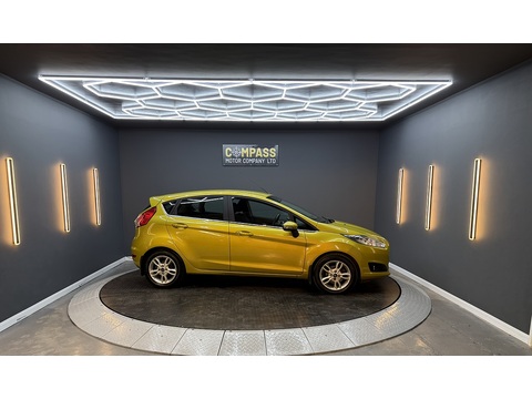 1.0T EcoBoost Zetec Hatchback 5dr Petrol Manual Euro 5 (s/s) (100 ps)