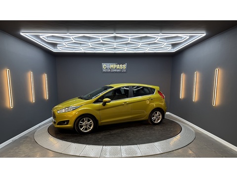 1.0T EcoBoost Zetec Hatchback 5dr Petrol Manual Euro 5 (s/s) (100 ps)