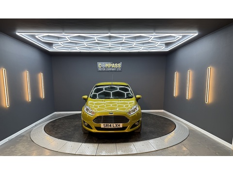 1.0T EcoBoost Zetec Hatchback 5dr Petrol Manual Euro 5 (s/s) (100 ps)