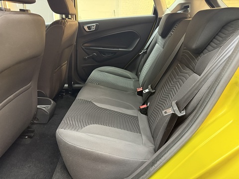 1.0T EcoBoost Zetec Hatchback 5dr Petrol Manual Euro 5 (s/s) (100 ps)