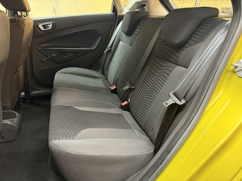 1.0T EcoBoost Zetec Hatchback 5dr Petrol Manual Euro 5 (s/s) (100 ps)