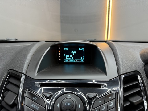 1.0T EcoBoost Zetec Hatchback 5dr Petrol Manual Euro 5 (s/s) (100 ps)