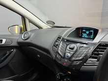 Ford Fiesta 1.0T EcoBoost Zetec Hatchback 5dr Petrol Manual Euro 5 (s/s) (100 ps) 