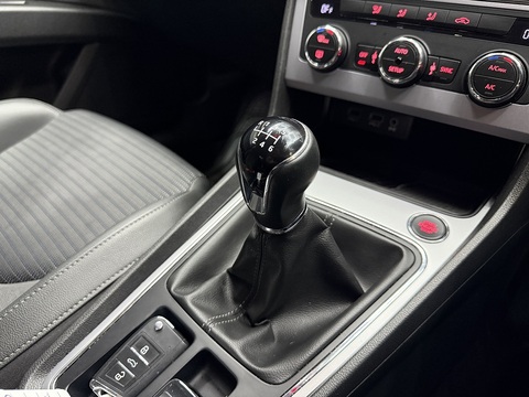 1.4 TSI XCELLENCE Technology Hatchback 5dr Petrol Manual Euro 6 (s/s) (125 ps)