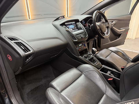 2.0 TDCi ST-3 Hatchback 5dr Diesel Manual Euro 6 (s/s) (185 ps)