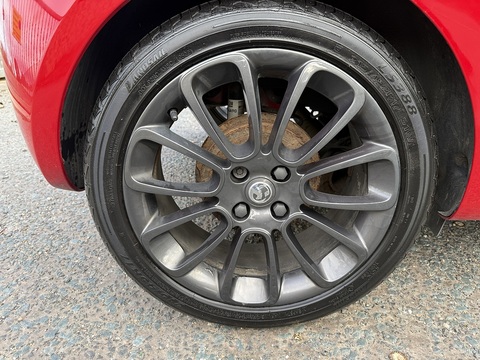 1.2i GLAM Hatchback 3dr Petrol Manual Euro 6 (70 ps)