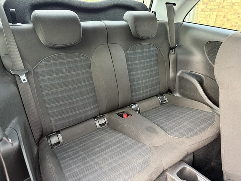 1.2i GLAM Hatchback 3dr Petrol Manual Euro 6 (70 ps)