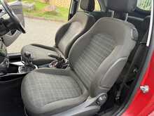 Vauxhall ADAM 1.2i GLAM Hatchback 3dr Petrol Manual Euro 6 (70 ps) 