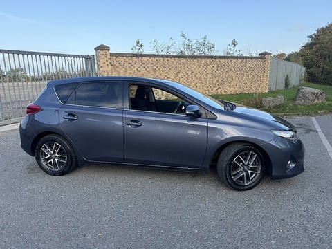 1.6 V-Matic Icon Plus Hatchback 5dr Petrol Manual Euro 5 (132 ps)