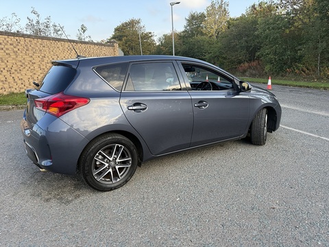 1.6 V-Matic Icon Plus Hatchback 5dr Petrol Manual Euro 5 (132 ps)