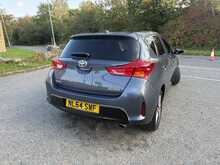 Toyota Auris 1.6 V-Matic Icon Plus Hatchback 5dr Petrol Manual Euro 5 (132 ps) 
