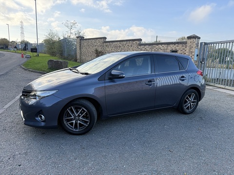 1.6 V-Matic Icon Plus Hatchback 5dr Petrol Manual Euro 5 (132 ps)