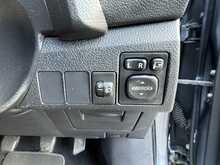 Toyota Auris 1.6 V-Matic Icon Plus Hatchback 5dr Petrol Manual Euro 5 (132 ps) 