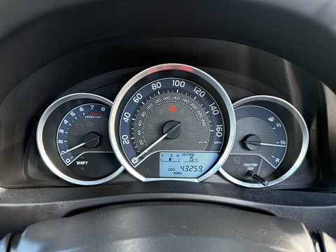 1.6 V-Matic Icon Plus Hatchback 5dr Petrol Manual Euro 5 (132 ps)