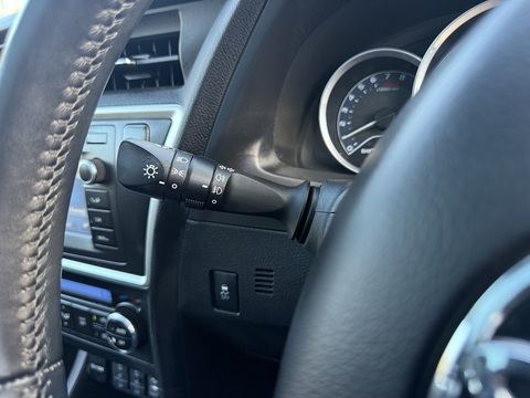 1.6 V-Matic Icon Plus Hatchback 5dr Petrol Manual Euro 5 (132 ps)