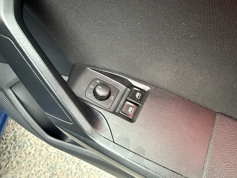 1.0 TSI FR Hatchback 5dr Petrol Manual Euro 6 (s/s) (95 ps)