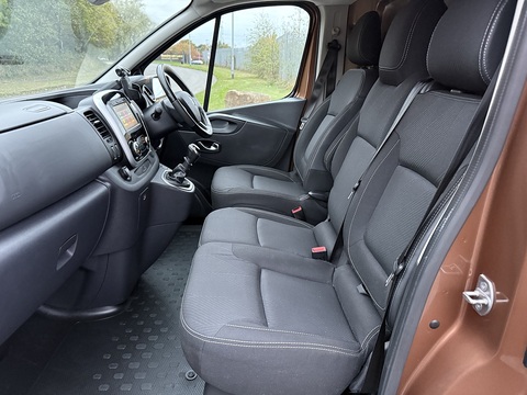 2.0 dCi ENERGY 30 Sport Panel Van 5dr Diesel Manual LWB Standard Roof Euro 6 (s/s) (170 ps)