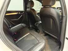 Audi Q3 2.0 TDI S line SUV 5dr Diesel Manual Euro 6 (s/s) (150 ps) 