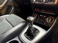 Audi Q3 2.0 TDI S line SUV 5dr Diesel Manual Euro 6 (s/s) (150 ps) 