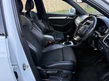Audi Q3 2.0 TDI S line SUV 5dr Diesel Manual Euro 6 (s/s) (150 ps) 