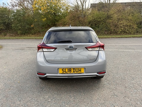 1.8 VVT-h Design Hatchback 5dr Petrol Hybrid CVT Euro 6 (s/s) (136 ps)