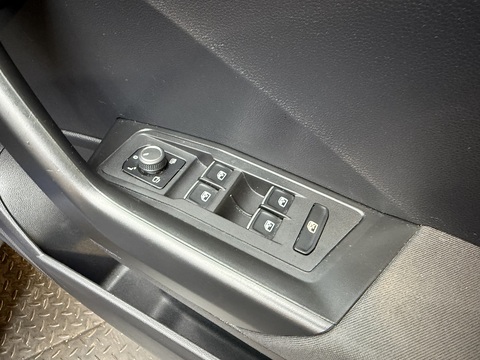 1.6 TDI SE SUV 5dr Diesel Manual Euro 6 (s/s) (115 ps)