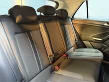 Volkswagen T-Roc 1.6 TDI SE SUV 5dr Diesel Manual Euro 6 (s/s) (115 ps) 