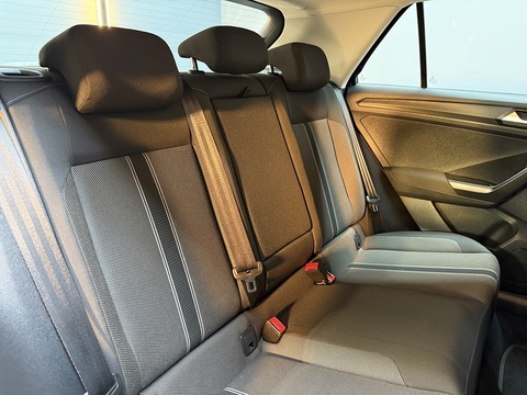 1.6 TDI SE SUV 5dr Diesel Manual Euro 6 (s/s) (115 ps)