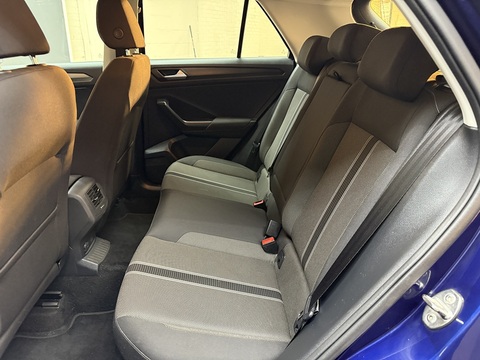 1.6 TDI SE SUV 5dr Diesel Manual Euro 6 (s/s) (115 ps)