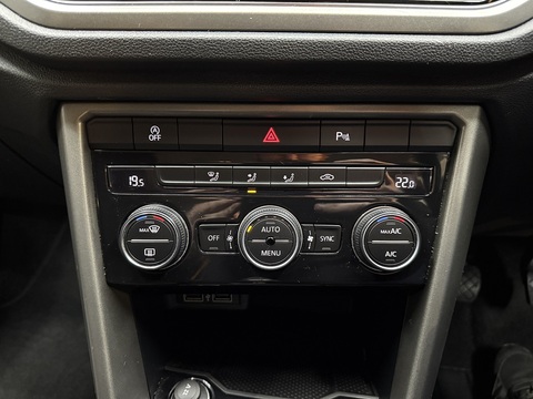 1.6 TDI SE SUV 5dr Diesel Manual Euro 6 (s/s) (115 ps)