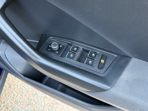 1.6 TDI SE SUV 5dr Diesel Manual Euro 6 (s/s) (115 ps)