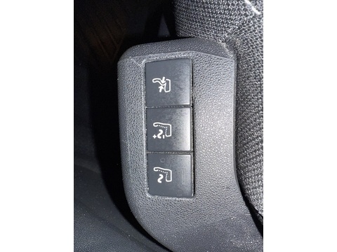 1.2 PureTech Feel MPV 5dr Petrol Manual Euro 6 (s/s) (130 ps)