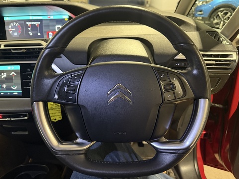 1.2 PureTech Feel MPV 5dr Petrol Manual Euro 6 (s/s) (130 ps)