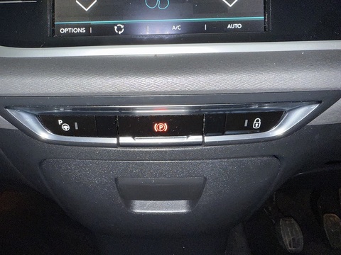 1.2 PureTech Feel MPV 5dr Petrol Manual Euro 6 (s/s) (130 ps)