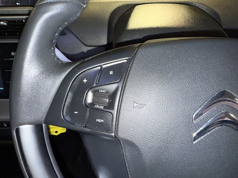 1.2 PureTech Feel MPV 5dr Petrol Manual Euro 6 (s/s) (130 ps)