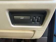 Land Rover Range Rover Evoque 2.2 SD4 Pure SUV 5dr Diesel Auto 4WD Euro 5 (190 ps) 