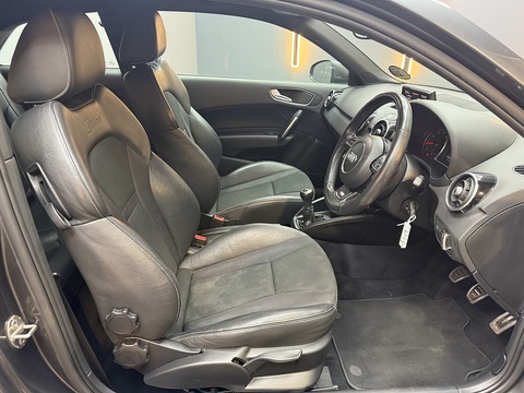 1.4 TFSI S line Hatchback 3dr Petrol Manual Euro 6 (s/s) (125 ps)