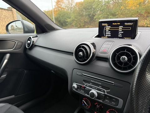 1.4 TFSI S line Hatchback 3dr Petrol Manual Euro 6 (s/s) (125 ps)