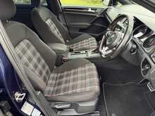 Volkswagen Golf 2.0 TSI BlueMotion Tech GTI Hatchback 5dr Petrol DSG Euro 6 (s/s) (220 ps) 