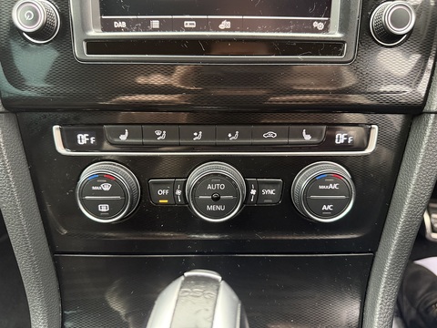 2.0 TSI BlueMotion Tech GTI Hatchback 5dr Petrol DSG Euro 6 (s/s) (220 ps)