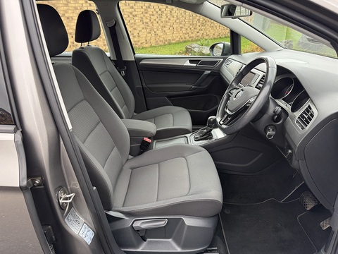 1.4 TSI BlueMotion Tech SE MPV 5dr Petrol DSG Euro 6 (s/s) (125 ps)