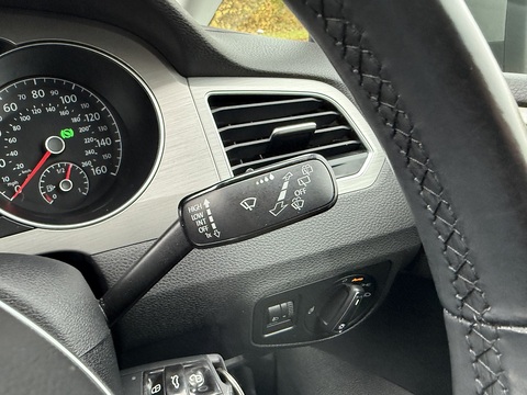 1.4 TSI BlueMotion Tech SE MPV 5dr Petrol DSG Euro 6 (s/s) (125 ps)