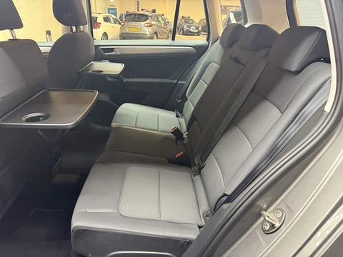 1.4 TSI BlueMotion Tech SE MPV 5dr Petrol DSG Euro 6 (s/s) (125 ps)