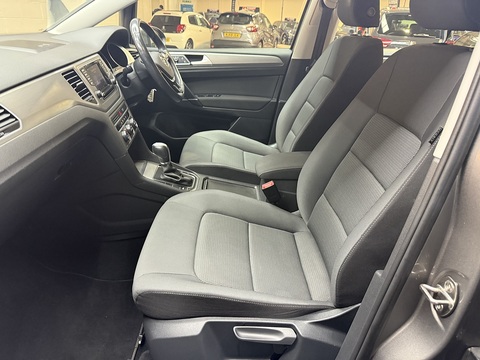 1.4 TSI BlueMotion Tech SE MPV 5dr Petrol DSG Euro 6 (s/s) (125 ps)