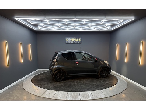 1.0i Connexion Hatchback 3dr Petrol Manual Euro 5 (68 ps)