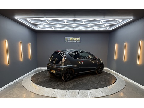 1.0i Connexion Hatchback 3dr Petrol Manual Euro 5 (68 ps)