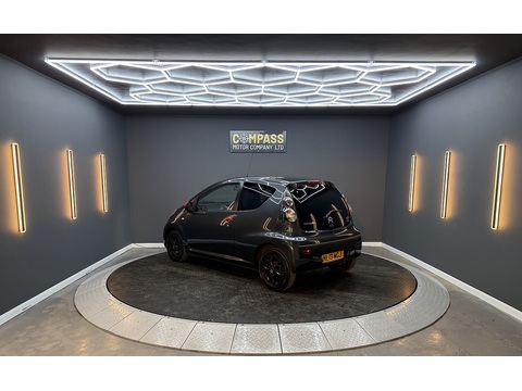 1.0i Connexion Hatchback 3dr Petrol Manual Euro 5 (68 ps)