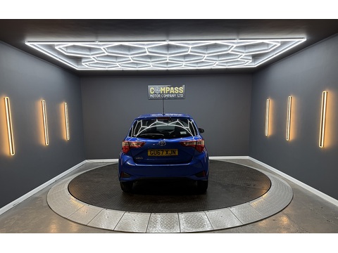 1.5 VVT-i Icon Tech Hatchback 5dr Petrol Manual Euro 6 (111 ps)